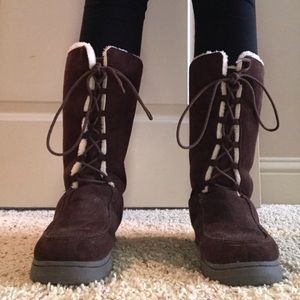 Fur lined boots